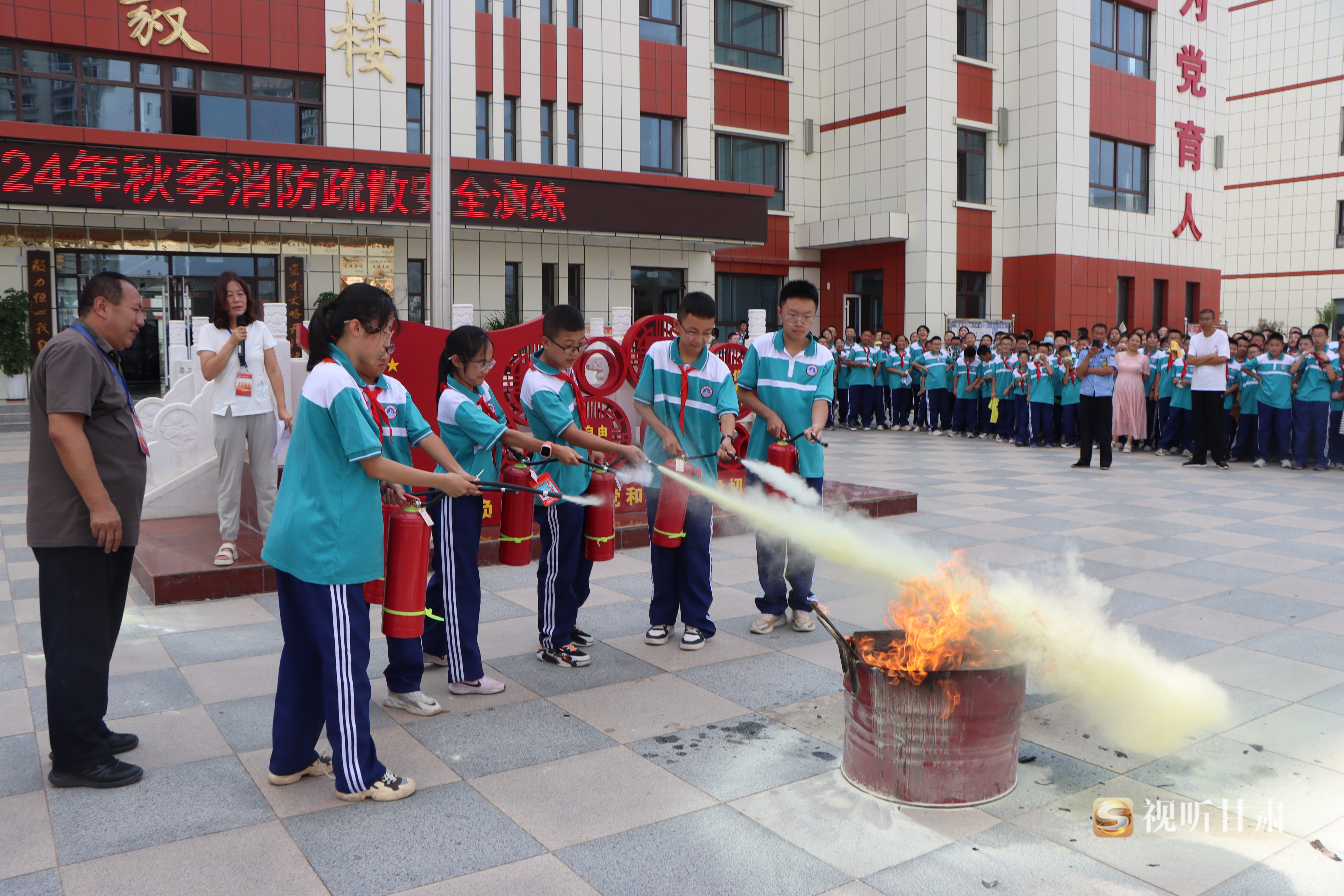 陇西巩昌镇毛书记图片